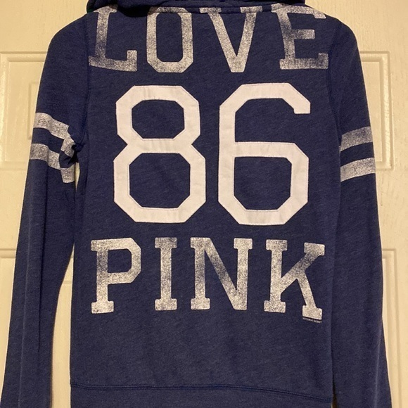 Pink‎ Victoria Secret hoodie - Picture 1 of 6